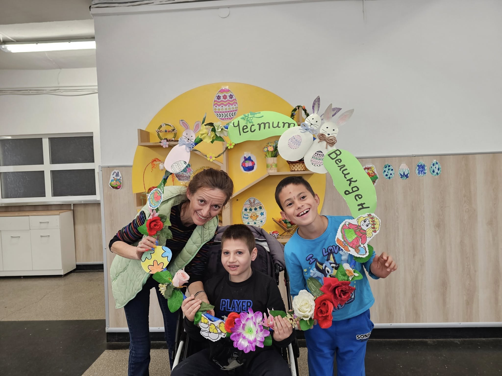 Цветен и светъл Великден!